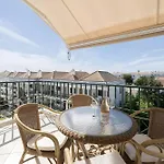 Light And Comfort Two Bedroom דירה *