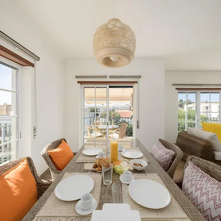 Light And Comfort Two Bedroom *