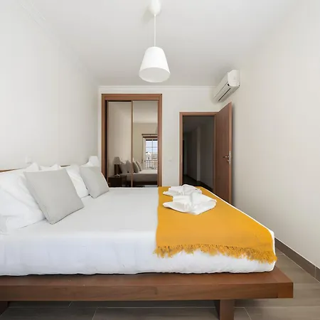 Light And Comfort Two Bedroom Apartamento Conceição