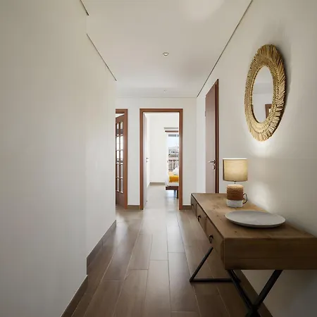 Light And Comfort Two Bedroom * Conceição
