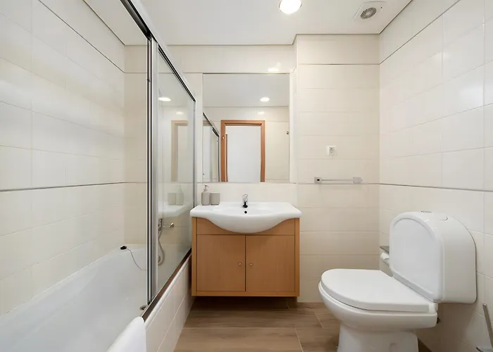 Light And Comfort Two Bedroom Conceição